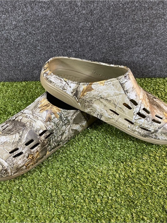 RealTree Edge Camouflage SlidesMen\'s Size 7 Mules Slip-Ons Plastic main image 7
